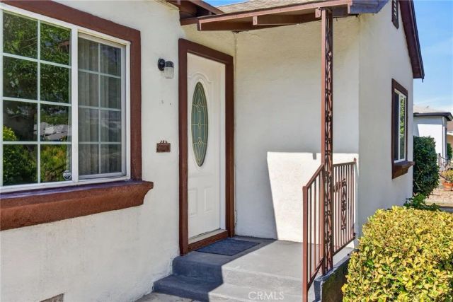 4330 Oakwood Place, Riverside, CA 92506