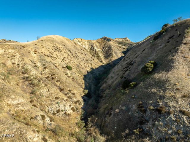 9701 Foothill Boulevard, Lakeview Terrace, CA 91342
