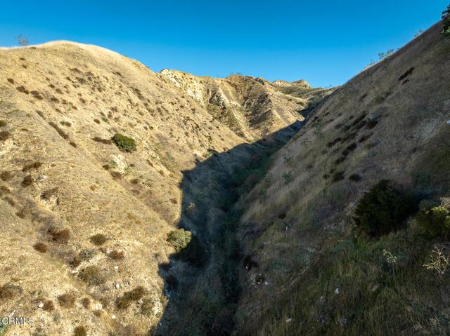 9701 Foothill Boulevard, Lakeview Terrace, CA 91342