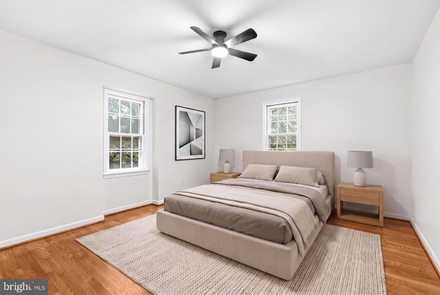 9712 HILL ST, Kensington, MD 20895
