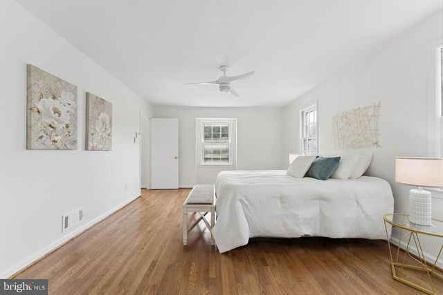 9712 HILL ST, Kensington, MD 20895