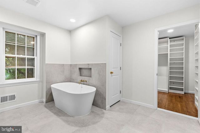 9712 HILL ST, Kensington, MD 20895