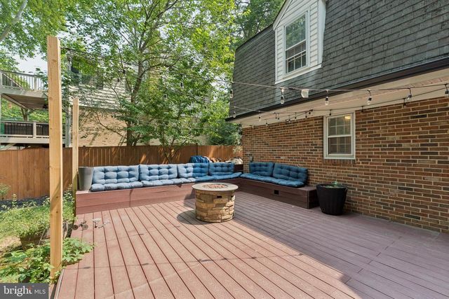 9712 HILL ST, Kensington, MD 20895