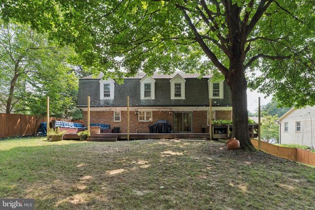 9712 HILL ST, Kensington, MD 20895