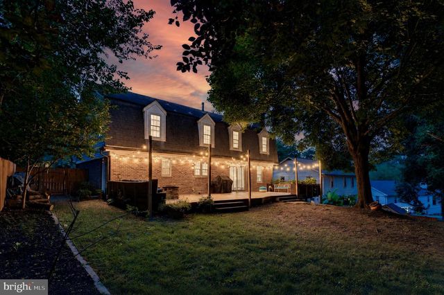 9712 HILL ST, Kensington, MD 20895