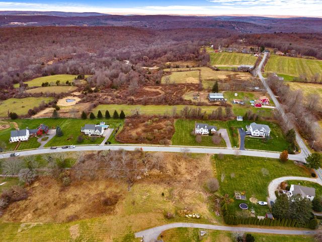 6 Farm View Drive, Norwich, CT 06360