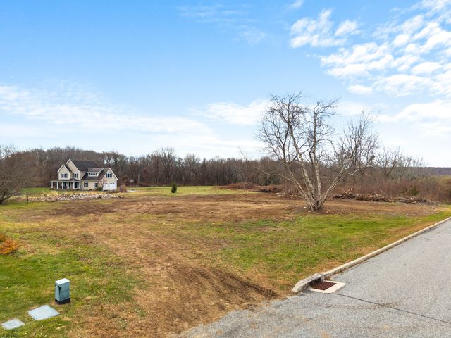 6 Farm View Drive, Norwich, CT 06360