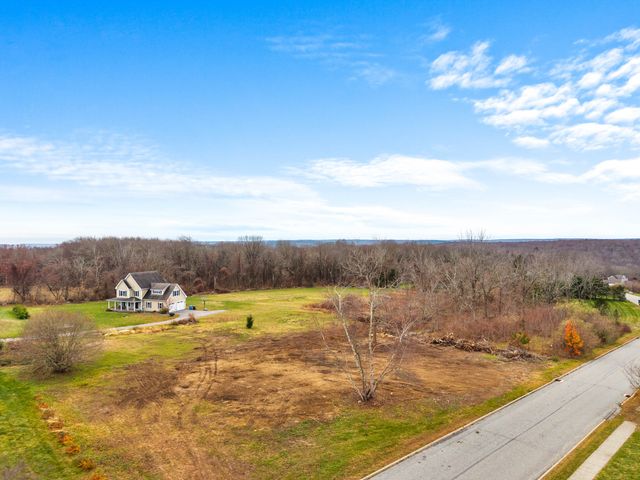 6 Farm View Drive, Norwich, CT 06360