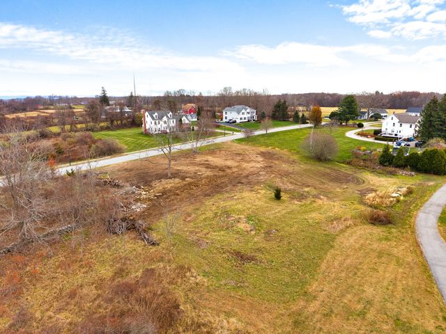 6 Farm View Drive, Norwich, CT 06360