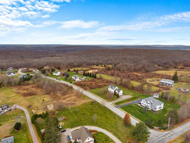 6 Farm View Drive, Norwich, CT 06360