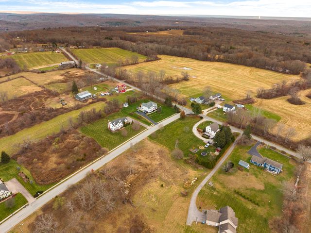 6 Farm View Drive, Norwich, CT 06360