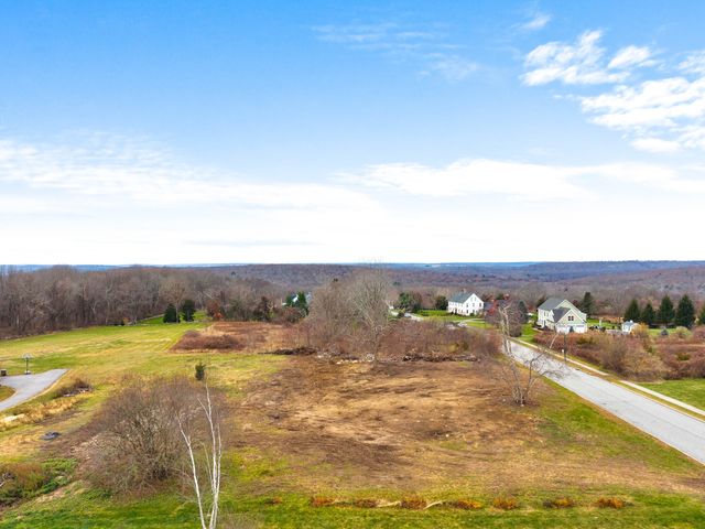 6 Farm View Drive, Norwich, CT 06360