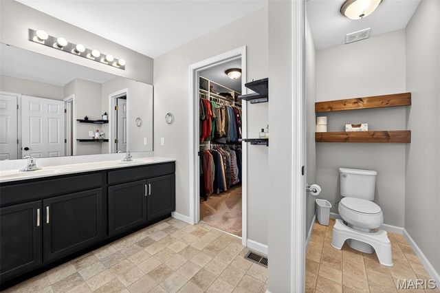 303 Hidden Bluffs Court, Lake St Louis, MO 63367