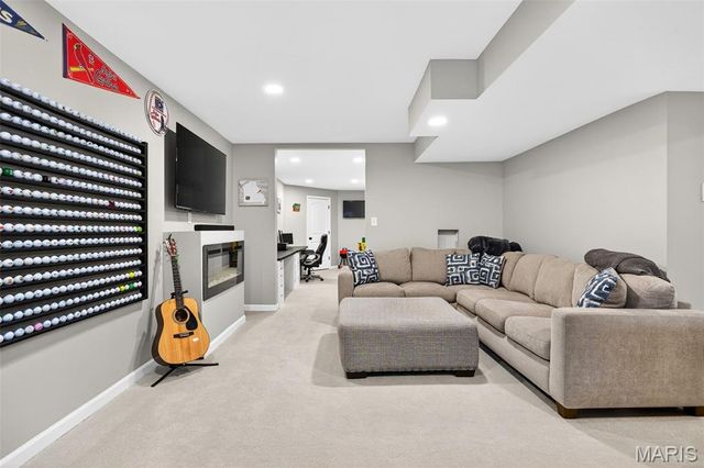 303 Hidden Bluffs Court, Lake St Louis, MO 63367