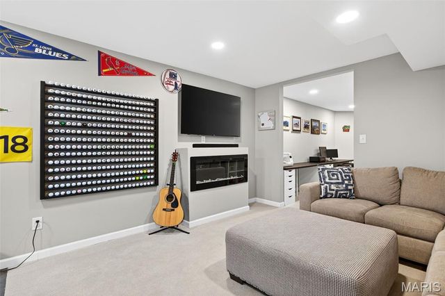 303 Hidden Bluffs Court, Lake St Louis, MO 63367