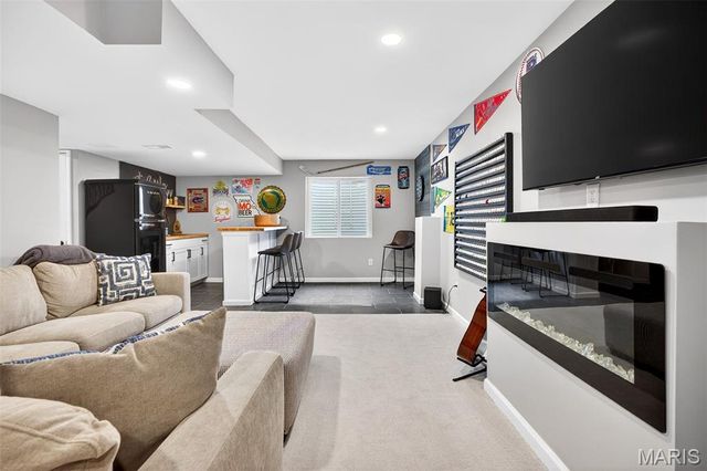 303 Hidden Bluffs Court, Lake St Louis, MO 63367