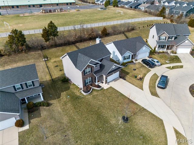 303 Hidden Bluffs Court, Lake St Louis, MO 63367