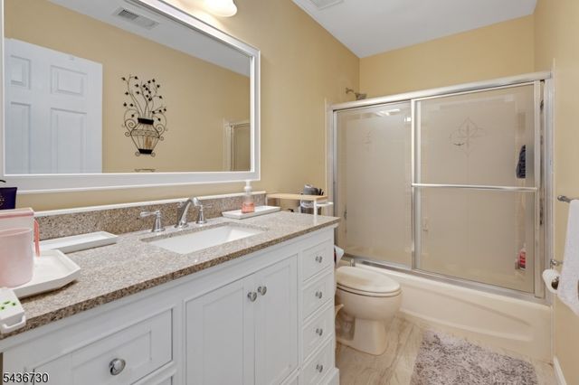 37 Lambert St, Washington Boro, NJ 07882