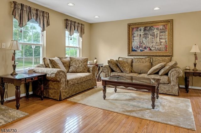 37 Lambert St, Washington Boro, NJ 07882