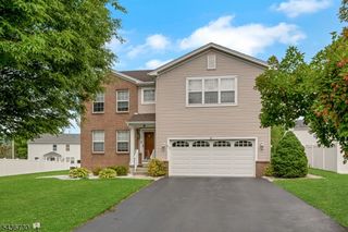 37 Lambert St, Washington Boro, NJ 07882