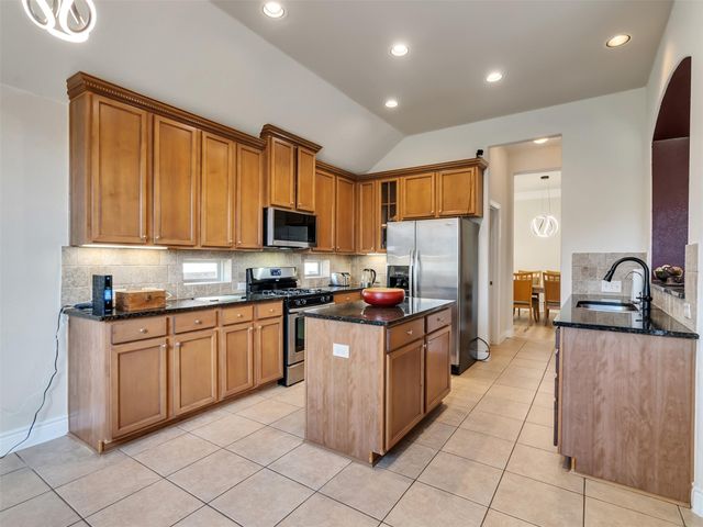 20611 Garden Ridge Canyon, Richmond, TX 77407