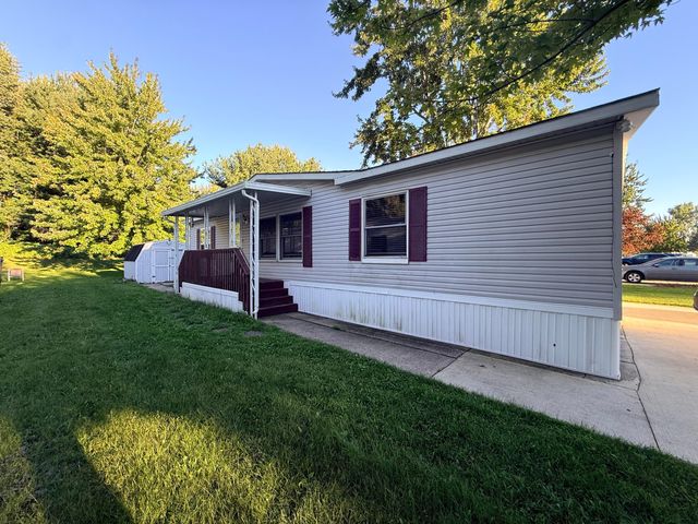 4484 Gardens Boulevard NW, Grand Rapids, MI 49534