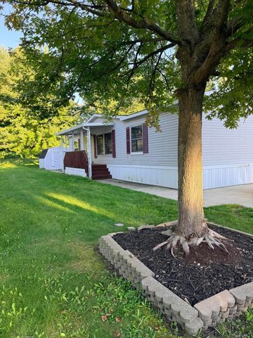 4484 Gardens Boulevard NW, Grand Rapids, MI 49534