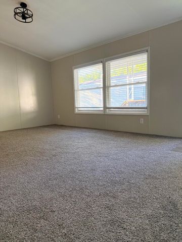 4484 Gardens Boulevard NW, Grand Rapids, MI 49534