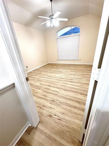 12514 King John Drive, Houston, TX 77044