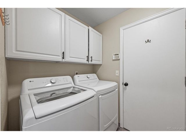 10096 Hughes Pl, Highlands Ranch, CO 80126