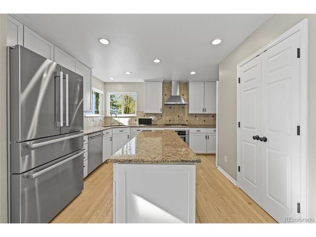 10096 Hughes Pl, Highlands Ranch, CO 80126