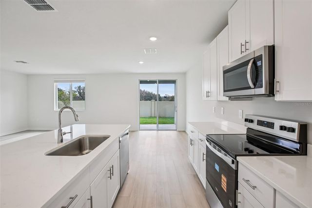 1732 COOLRIDGE PLACE, Zephyrhills, FL 33541