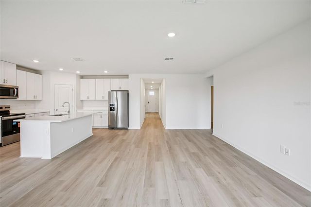 1732 COOLRIDGE PLACE, Zephyrhills, FL 33541