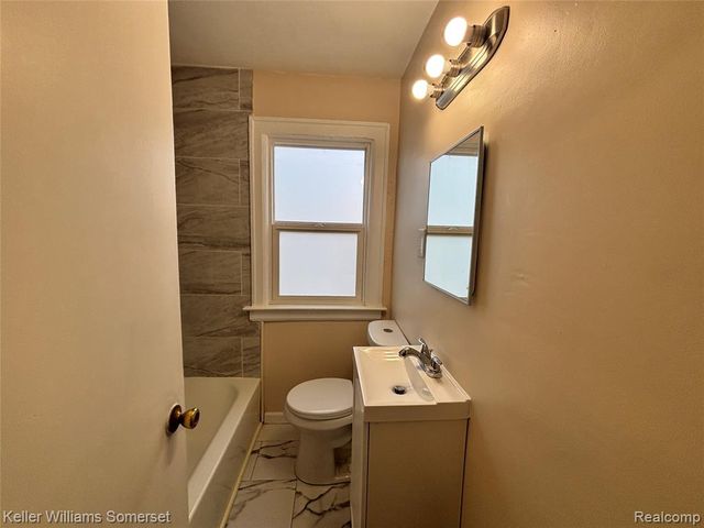 15803 Biltmore Street - Upper Unit, Detroit, MI 48227
