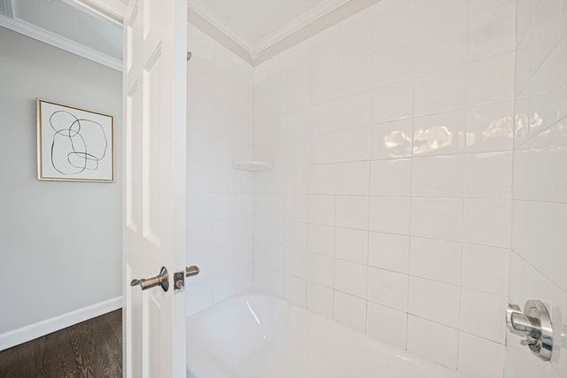 30 Donna Rd, Weymouth, MA 02190