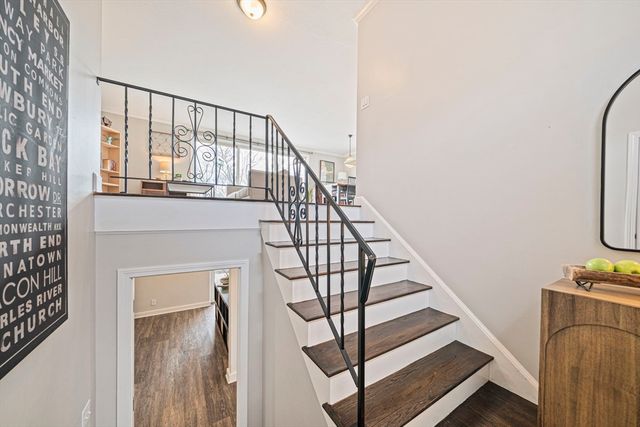 30 Donna Rd, Weymouth, MA 02190