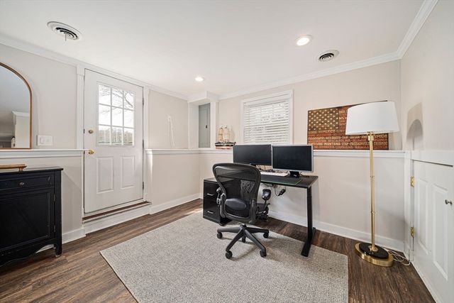 30 Donna Rd, Weymouth, MA 02190