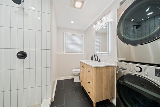 30 Donna Rd, Weymouth, MA 02190