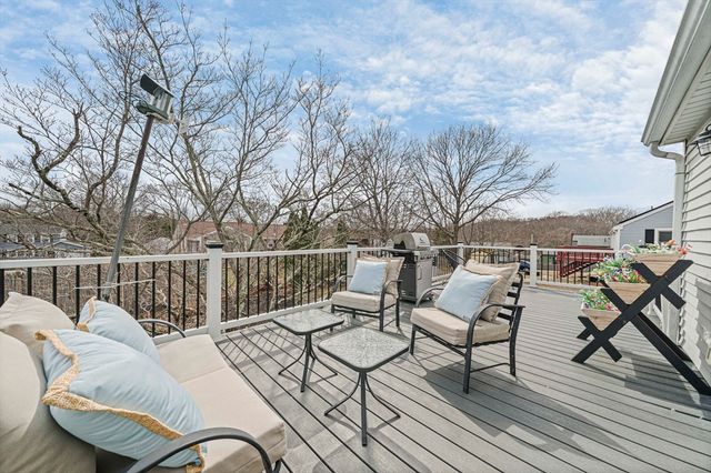 30 Donna Rd, Weymouth, MA 02190