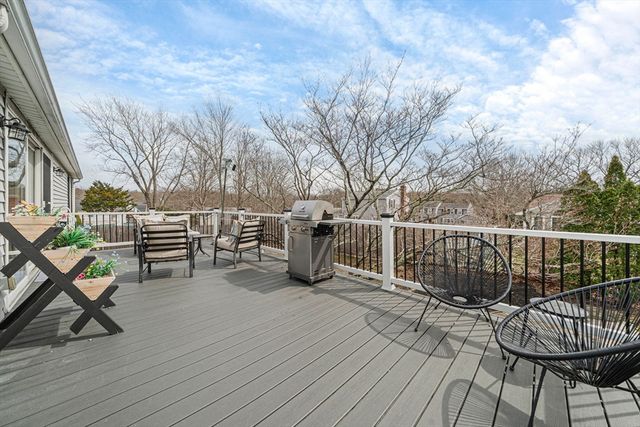 30 Donna Rd, Weymouth, MA 02190