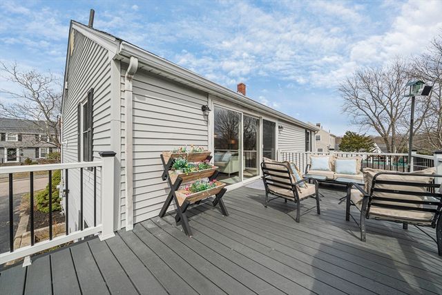 30 Donna Rd, Weymouth, MA 02190