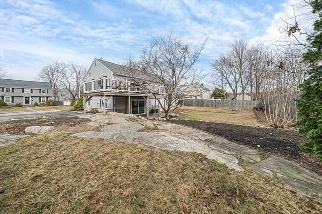 30 Donna Rd, Weymouth, MA 02190