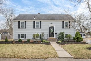 30 Donna Rd, Weymouth, MA 02190