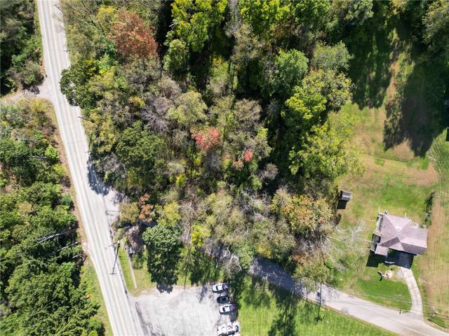 3400 Conway Wallrose Rd, Economy, PA 15143