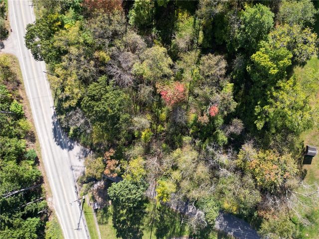 3400 Conway Wallrose Rd, Economy, PA 15143