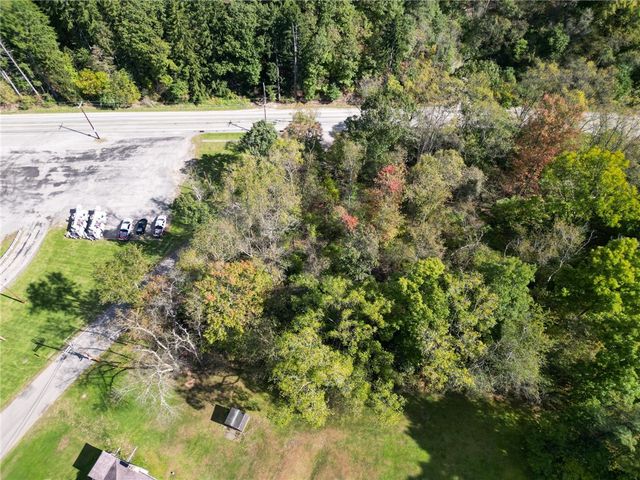 3400 Conway Wallrose Rd, Economy, PA 15143