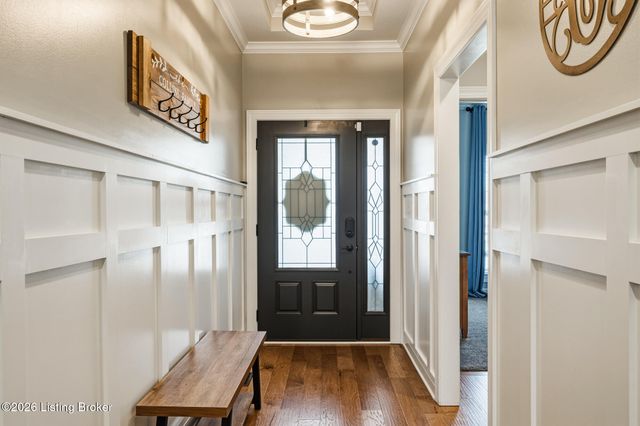 2421 Middle Creek Ct, Fisherville, KY 40023