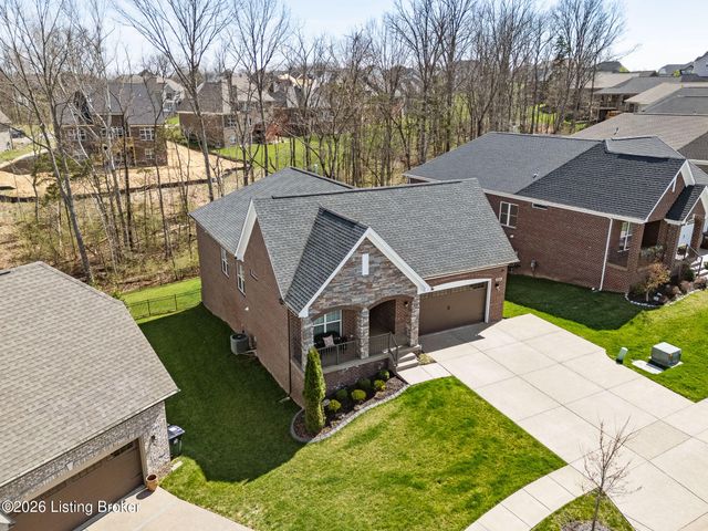 2421 Middle Creek Ct, Fisherville, KY 40023