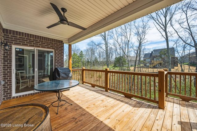 2421 Middle Creek Ct, Fisherville, KY 40023