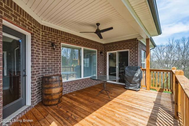 2421 Middle Creek Ct, Fisherville, KY 40023